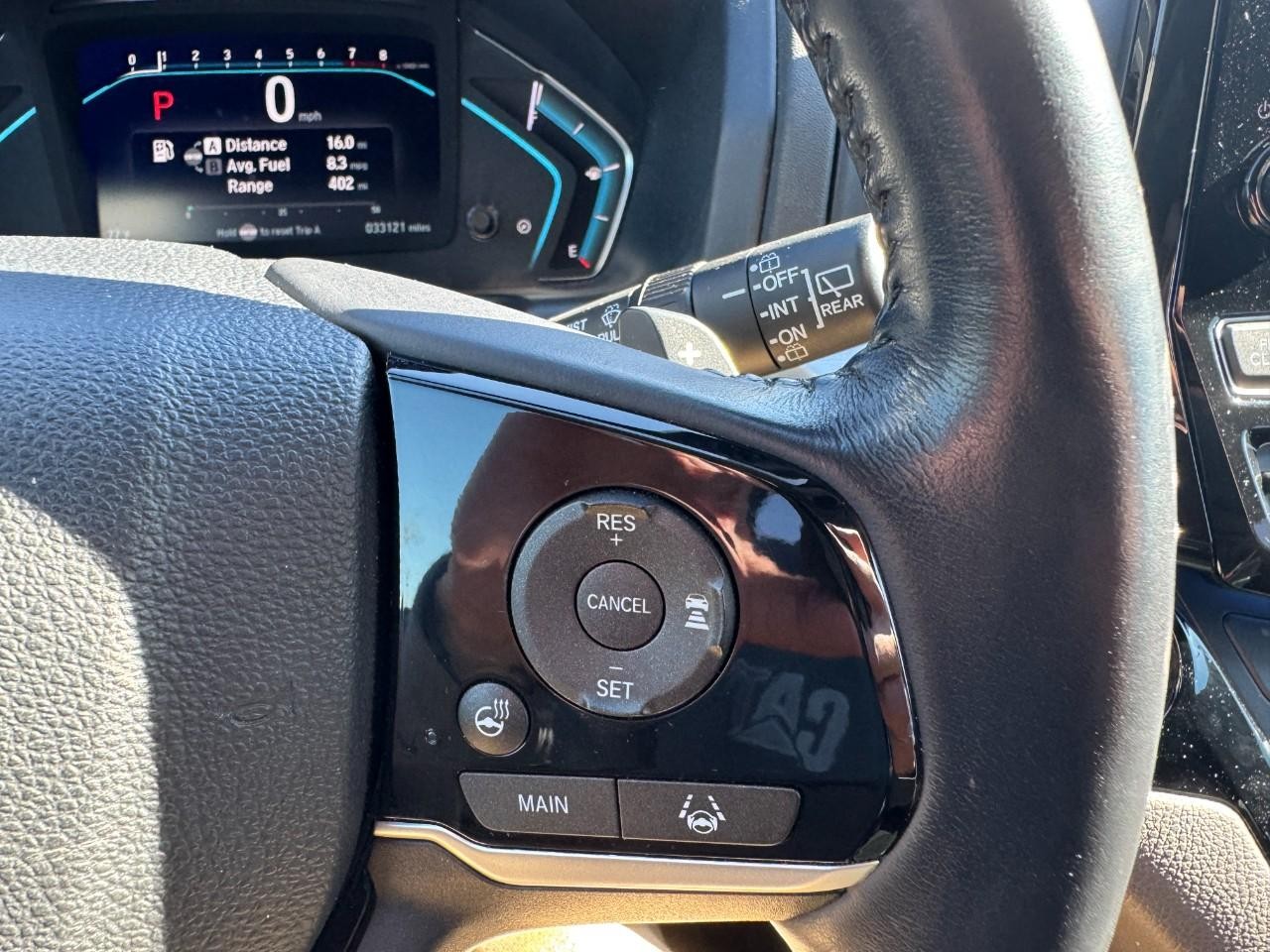 Honda Odyssey Vehicle Full-screen Gallery Image 22