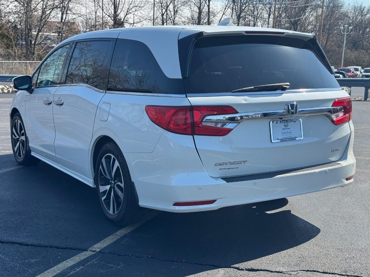 Honda Odyssey Vehicle Full-screen Gallery Image 07