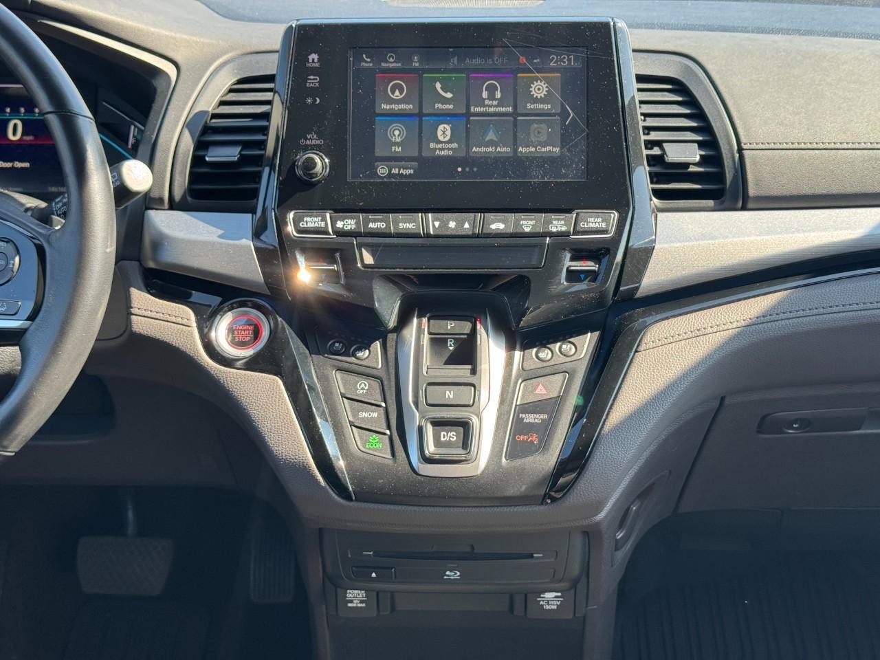 Honda Odyssey Vehicle Full-screen Gallery Image 15