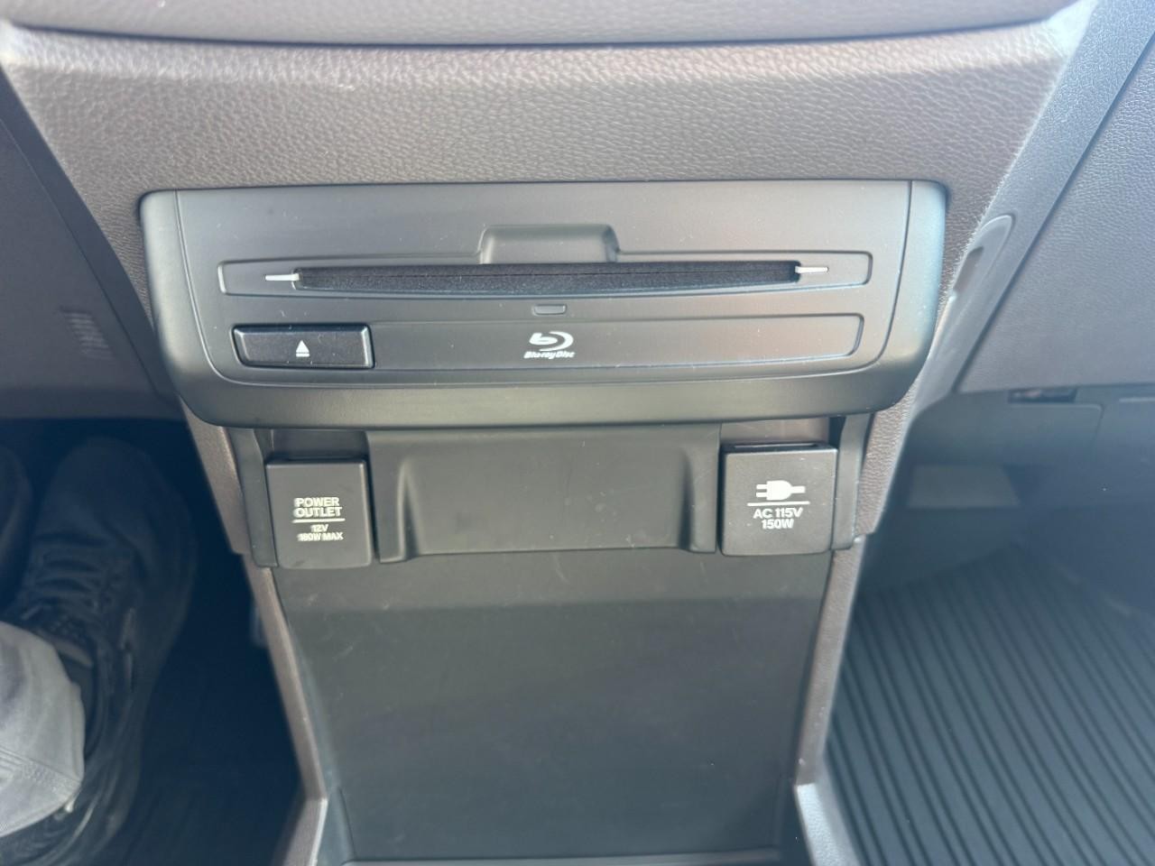 Honda Odyssey Vehicle Full-screen Gallery Image 29