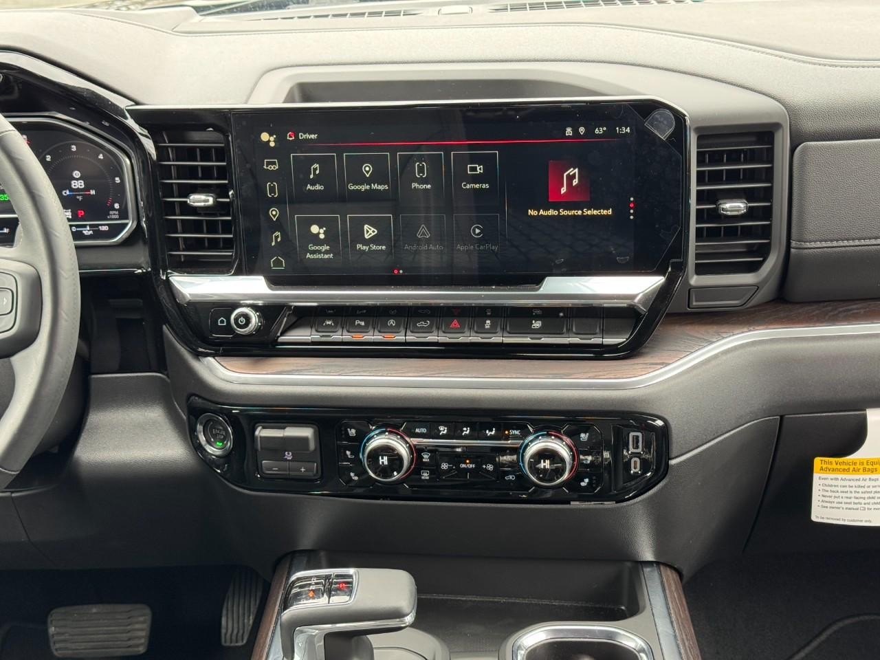 GMC Sierra 1500 Vehicle Full-screen Gallery Image 13