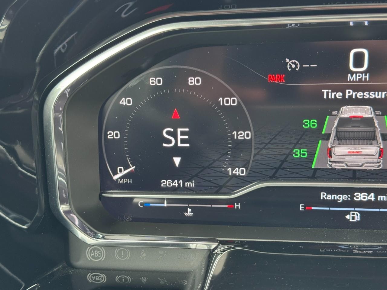 GMC Sierra 1500 Vehicle Full-screen Gallery Image 21