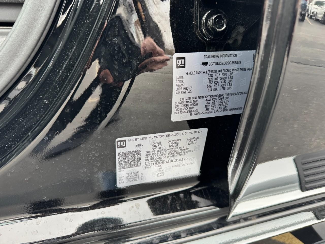 GMC Sierra 1500 Vehicle Full-screen Gallery Image 27