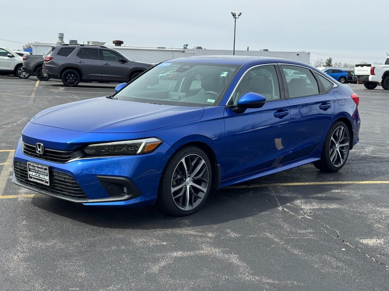 Honda Civic Sedan Vehicle Full-screen Gallery Image 08