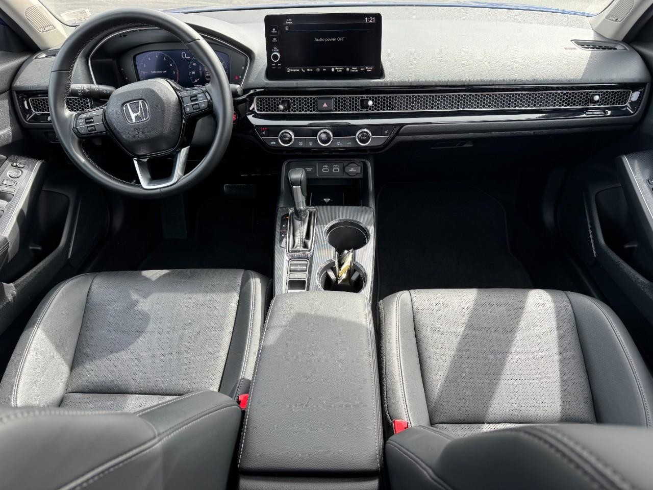 Honda Civic Sedan Vehicle Full-screen Gallery Image 11