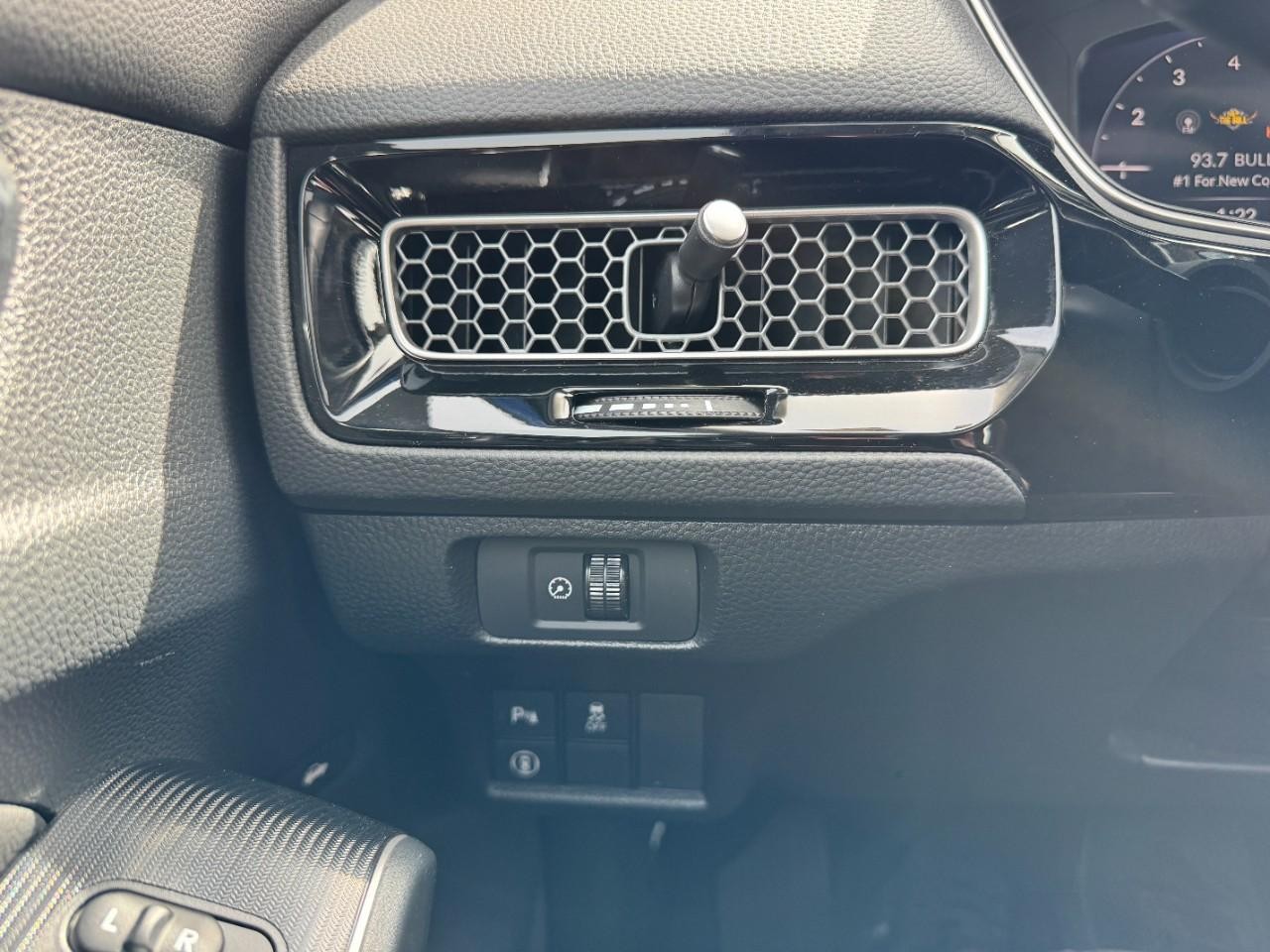 Honda Civic Sedan Vehicle Full-screen Gallery Image 28