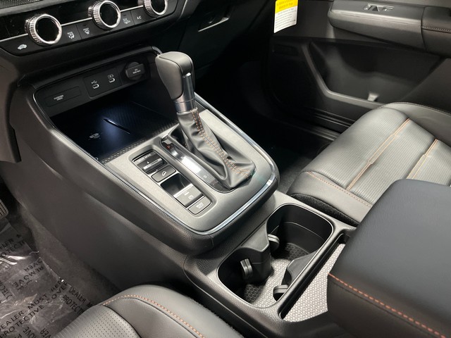 Honda CR-V Hybrid Vehicle Full-screen Gallery Image 23