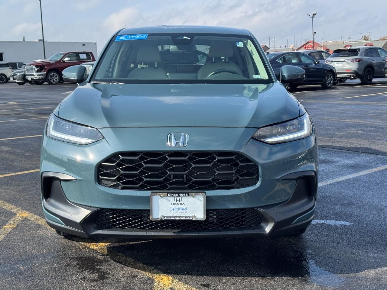 Honda HR-V Vehicle Full-screen Gallery Image 08