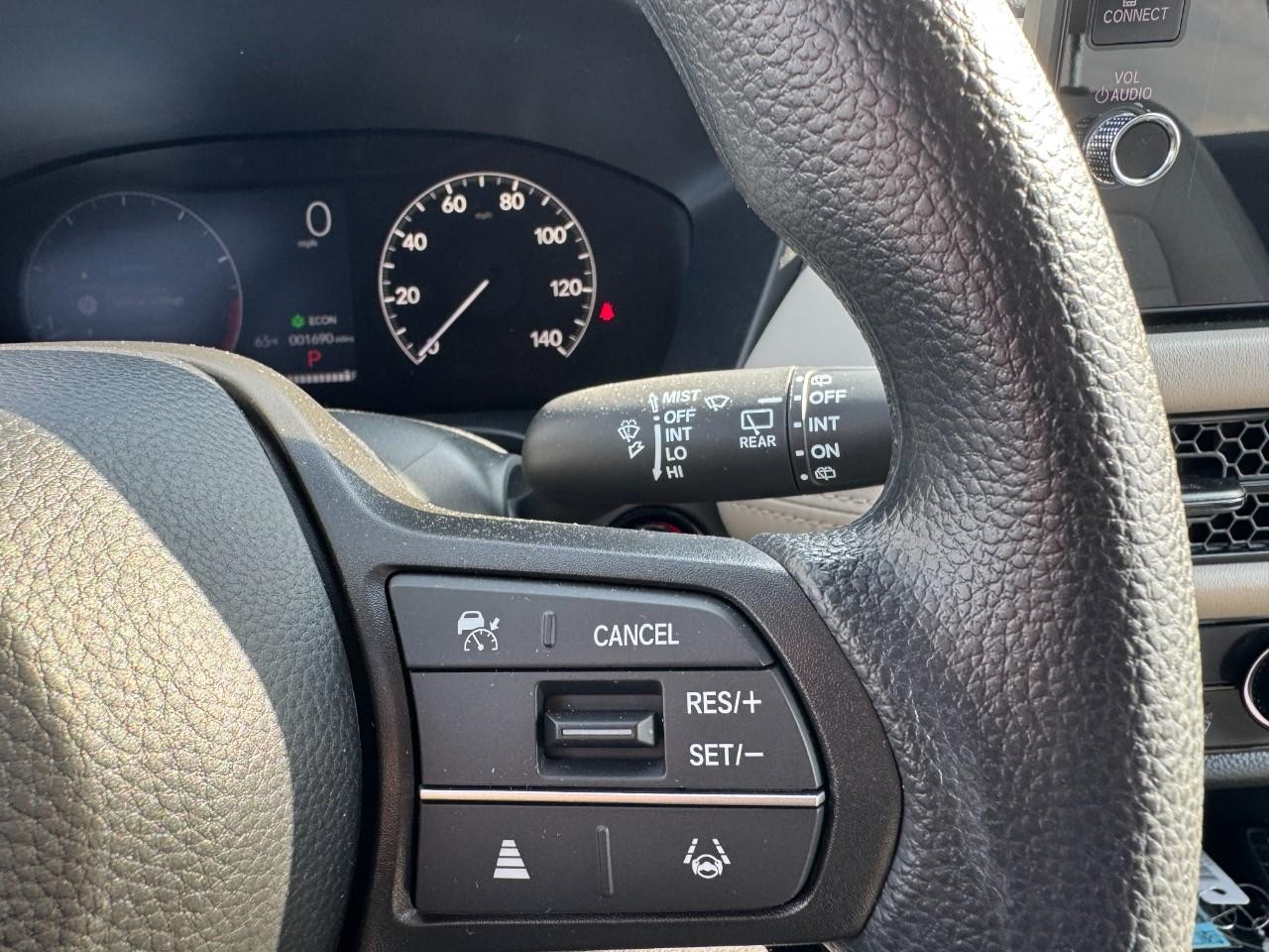 Honda HR-V Vehicle Full-screen Gallery Image 19