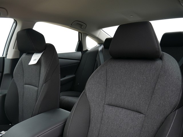 Honda Accord Sedan Vehicle Full-screen Gallery Image 21