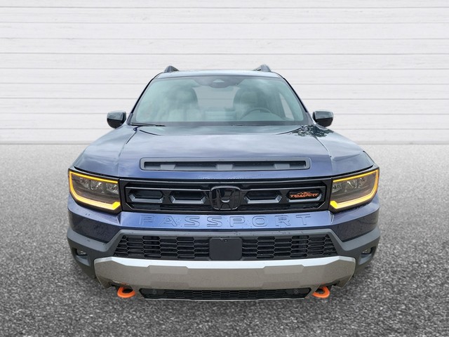 Honda Passport Vehicle Full-screen Gallery Image 06