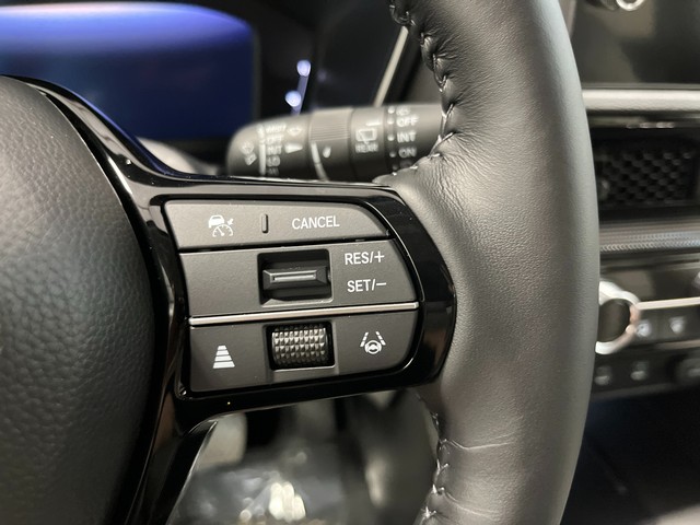 Honda CR-V Vehicle Full-screen Gallery Image 18