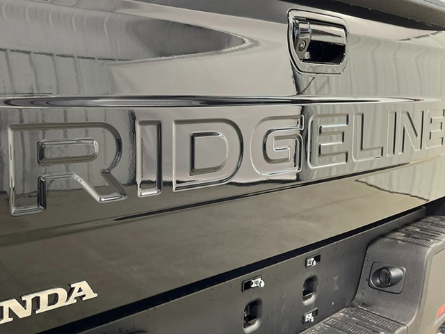Honda Ridgeline Vehicle Full-screen Gallery Image 07