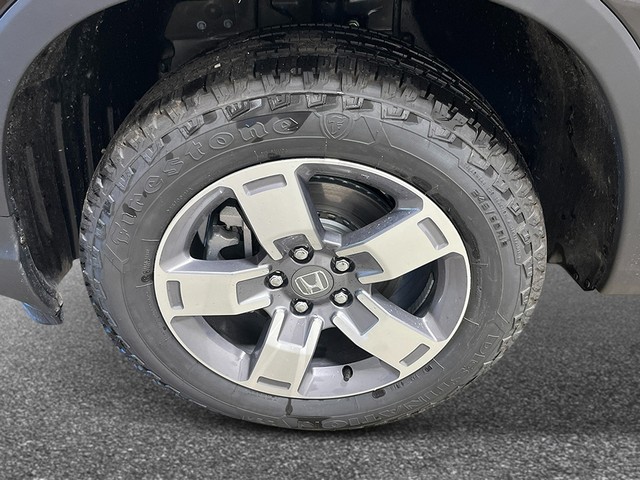 Honda Ridgeline Vehicle Full-screen Gallery Image 11