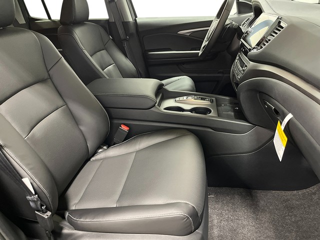 Honda Ridgeline Vehicle Full-screen Gallery Image 28