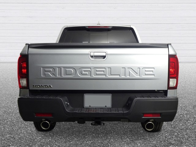Honda Ridgeline Vehicle Full-screen Gallery Image 04