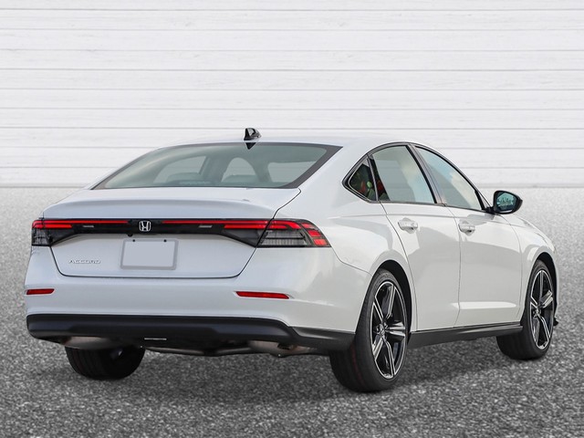 Honda Accord Sedan Vehicle Full-screen Gallery Image 04