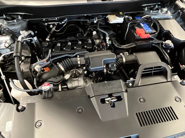 Honda CR-V Vehicle Full-screen Gallery Image 11