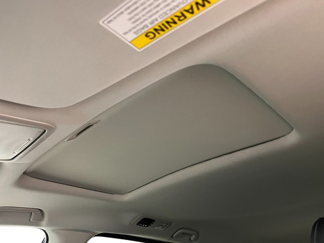 Honda Odyssey Vehicle Full-screen Gallery Image 21