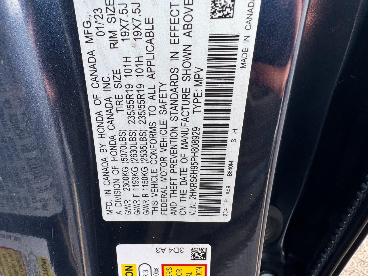 Honda CR-V Hybrid Vehicle Full-screen Gallery Image 30