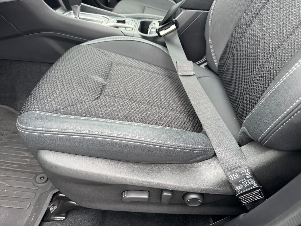 Subaru Forester Vehicle Full-screen Gallery Image 19