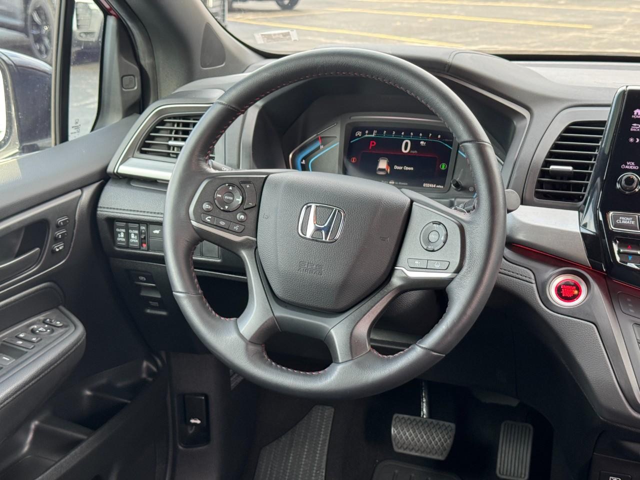 Honda Odyssey Vehicle Full-screen Gallery Image 13