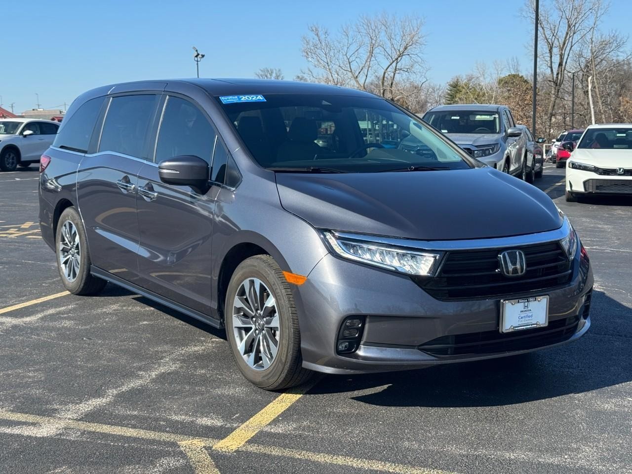 Honda Odyssey Vehicle Full-screen Gallery Image 02