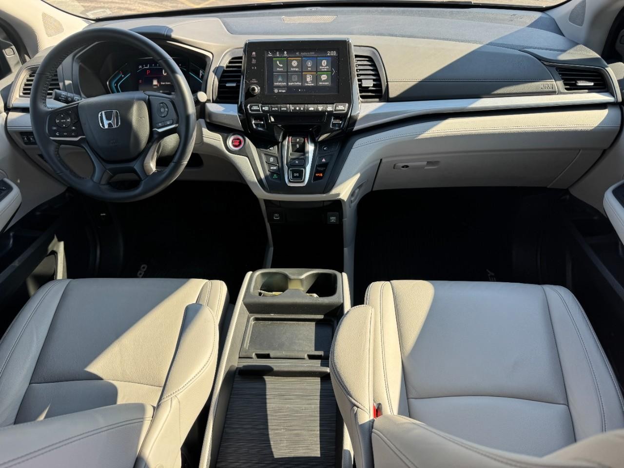 Honda Odyssey Vehicle Full-screen Gallery Image 13