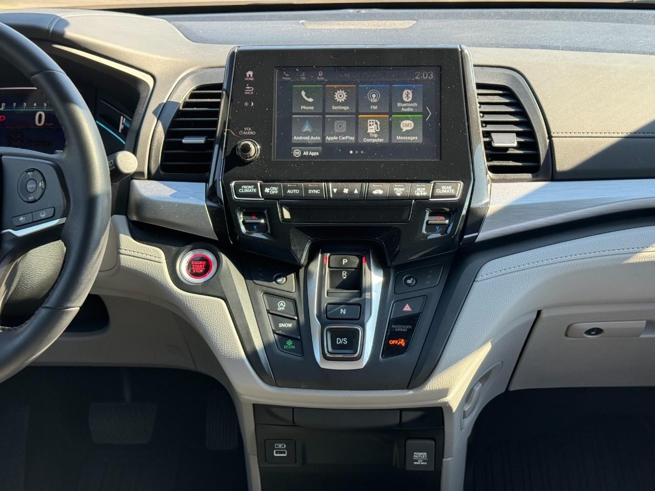 Honda Odyssey Vehicle Full-screen Gallery Image 15
