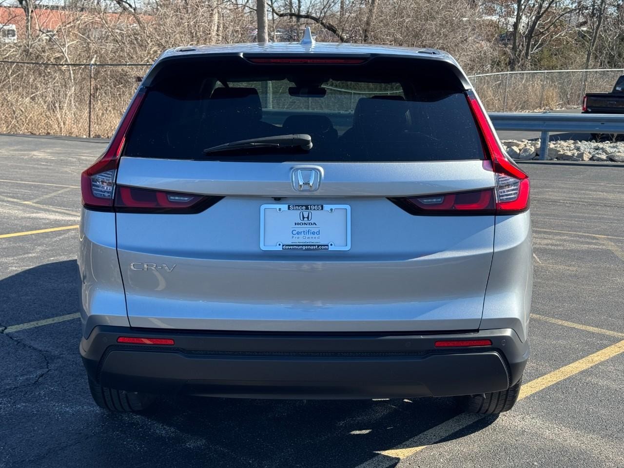 Honda CR-V Vehicle Full-screen Gallery Image 05