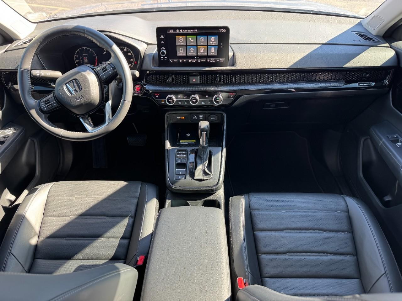 Honda CR-V Vehicle Full-screen Gallery Image 12