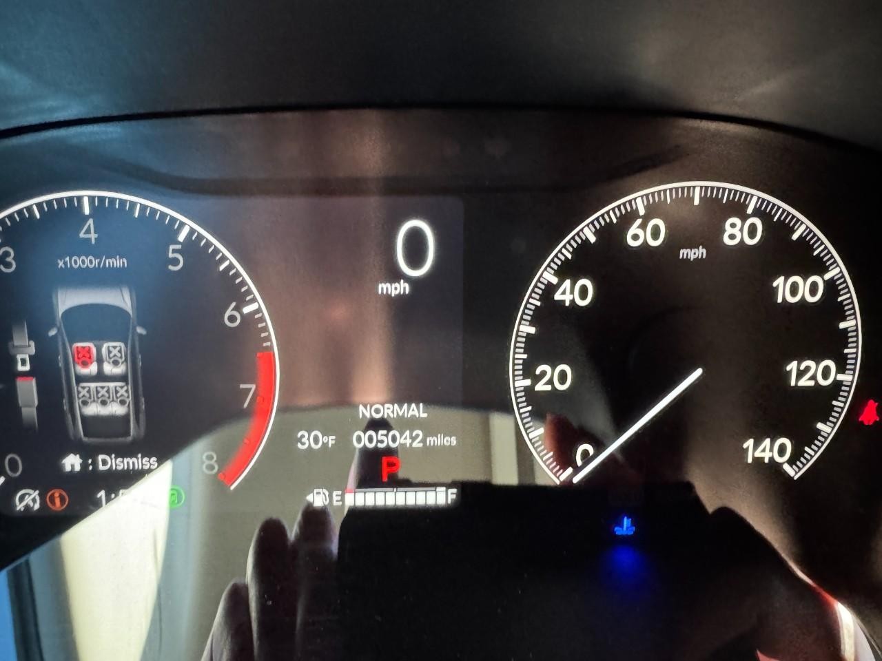 Honda CR-V Vehicle Full-screen Gallery Image 24