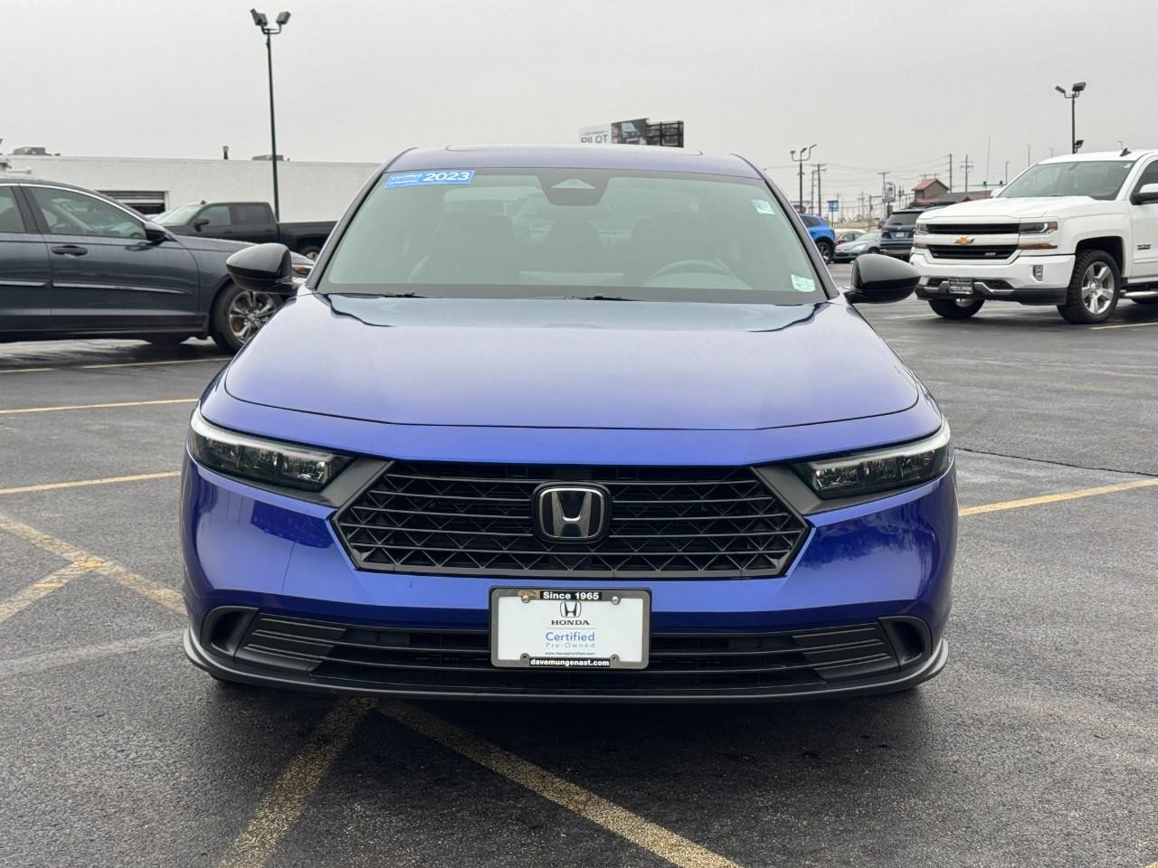 Honda Accord Hybrid Vehicle Full-screen Gallery Image 10