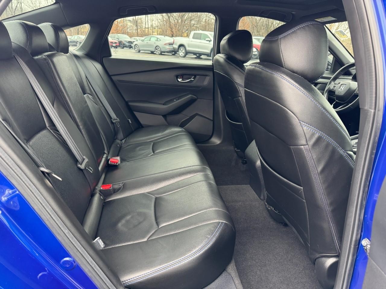 Honda Accord Hybrid Vehicle Full-screen Gallery Image 11