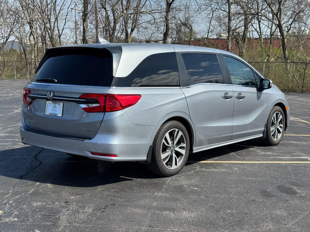 Honda Odyssey Vehicle Full-screen Gallery Image 03