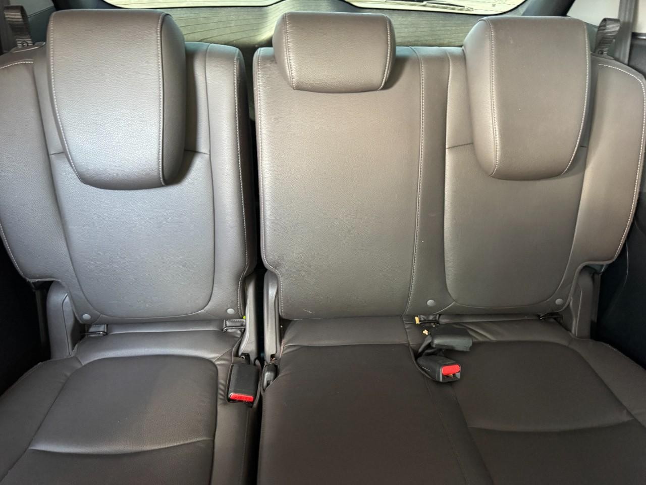 Honda Odyssey Vehicle Full-screen Gallery Image 11