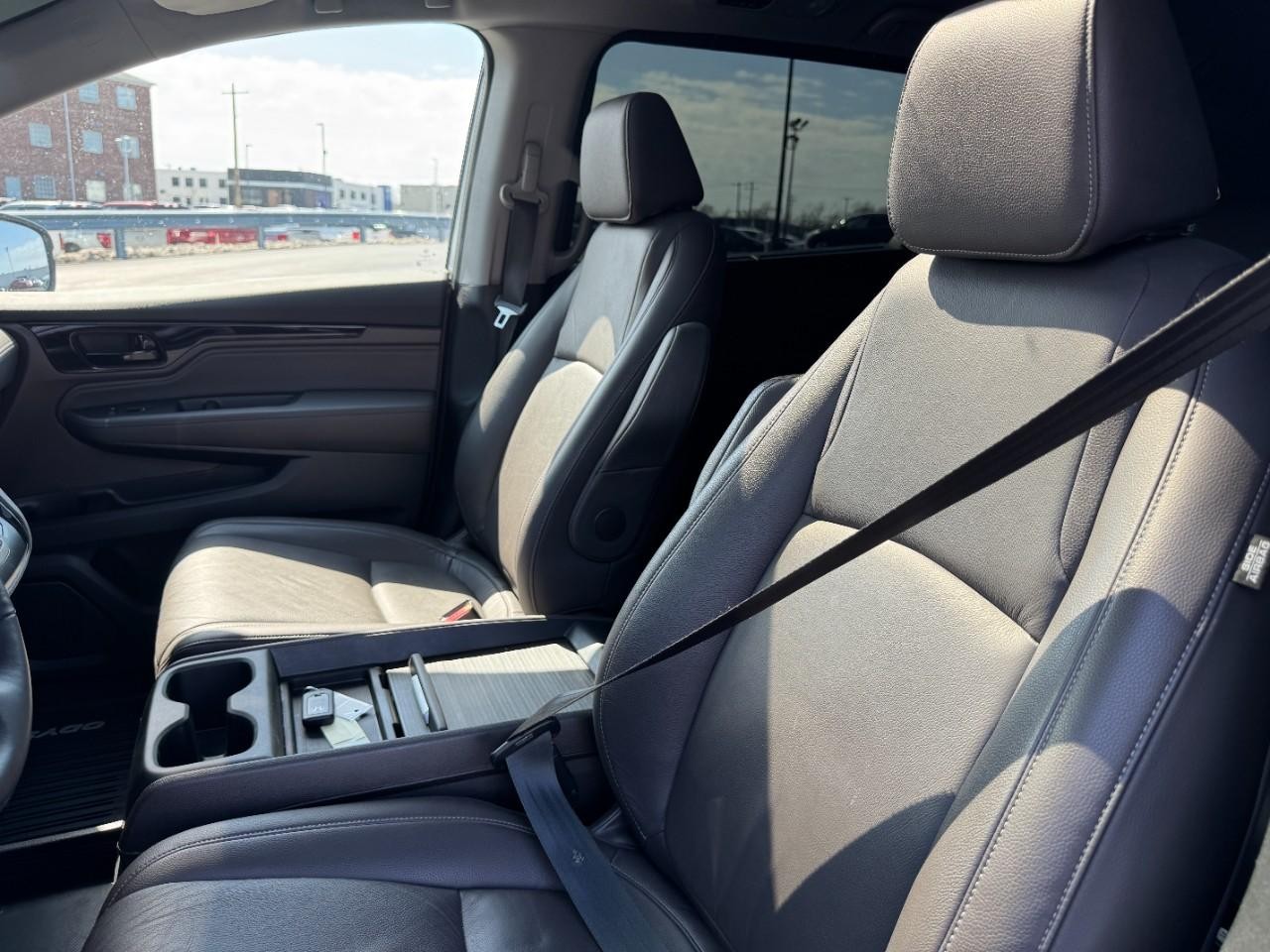 Honda Odyssey Vehicle Full-screen Gallery Image 20