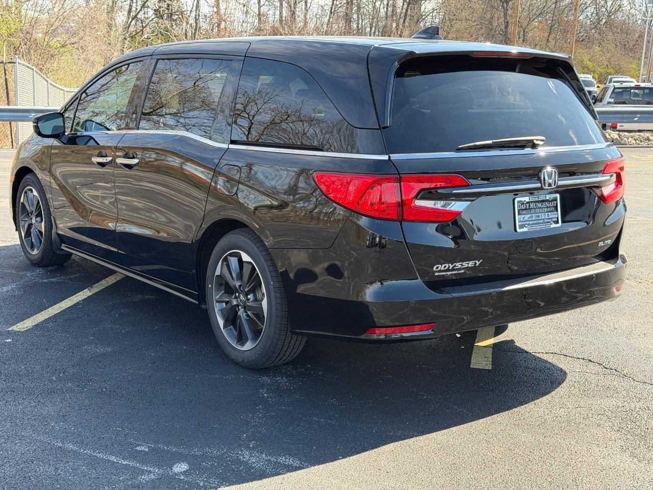 Honda Odyssey Vehicle Full-screen Gallery Image 07