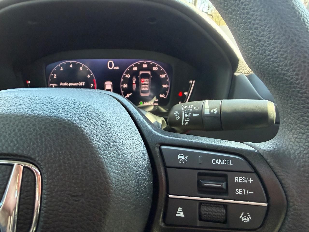 Honda Accord Sedan Vehicle Full-screen Gallery Image 21