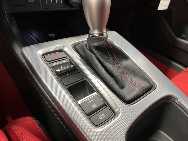 Honda Civic Type R Vehicle Full-screen Gallery Image 13