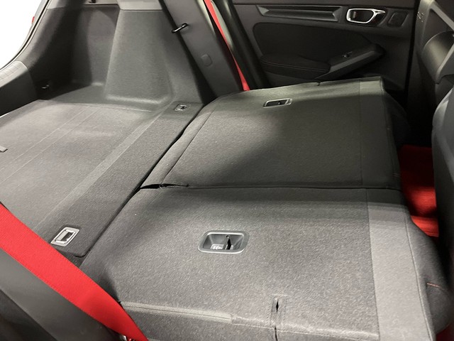 Honda Civic Type R Vehicle Full-screen Gallery Image 24