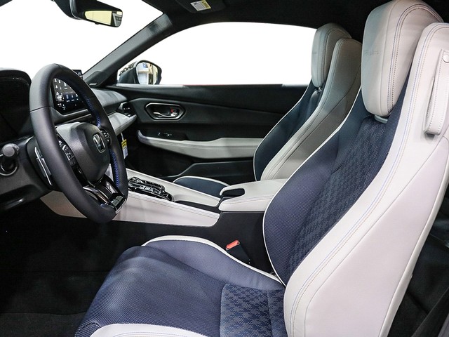 Honda Prelude Vehicle Full-screen Gallery Image 11