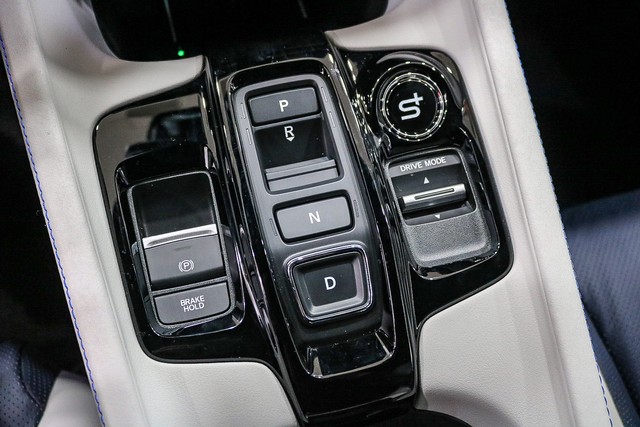 Honda Prelude Vehicle Full-screen Gallery Image 16