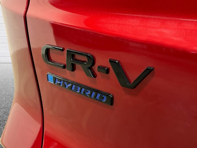 Honda CR-V Hybrid Vehicle Full-screen Gallery Image 06