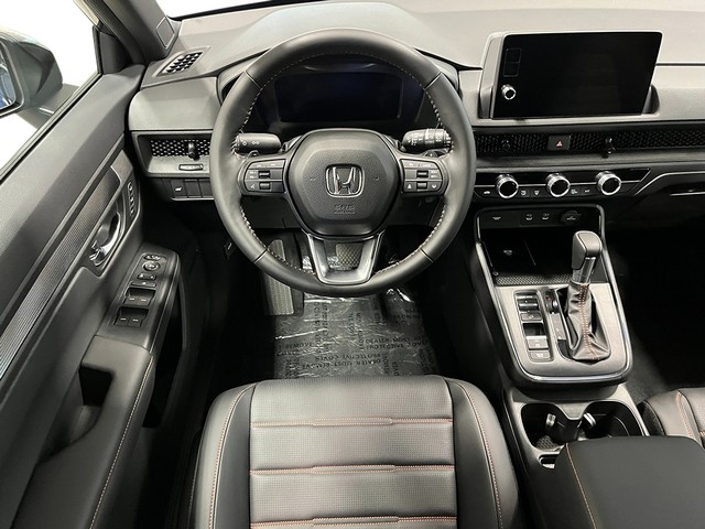 Honda CR-V Hybrid Vehicle Full-screen Gallery Image 16