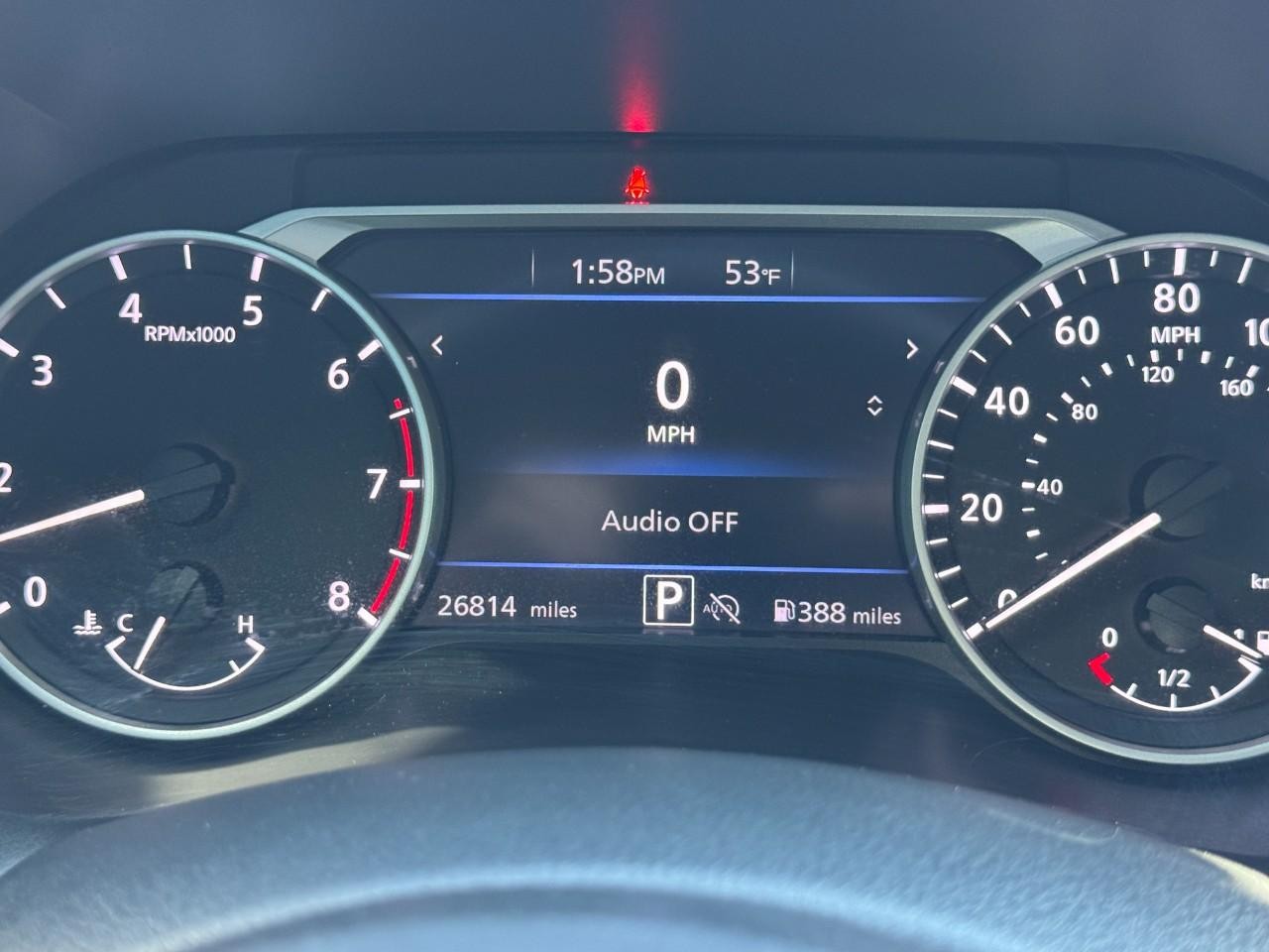 Nissan Sentra Vehicle Full-screen Gallery Image 20