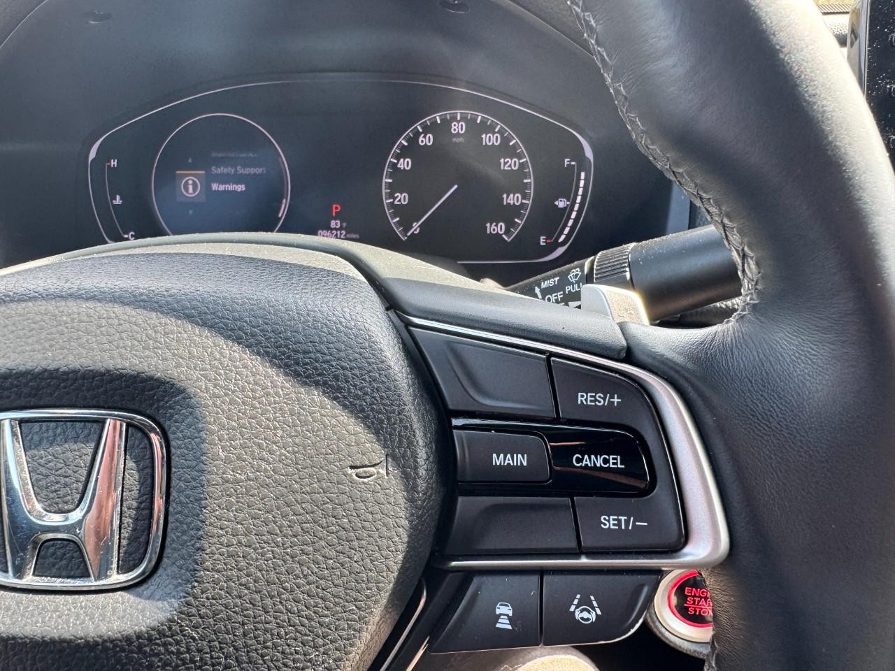 Honda Accord Sedan Vehicle Full-screen Gallery Image 21