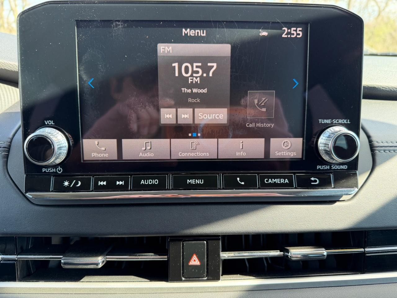 Mitsubishi Outlander Vehicle Full-screen Gallery Image 23