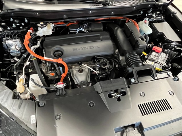 Honda CR-V Hybrid Vehicle Full-screen Gallery Image 13