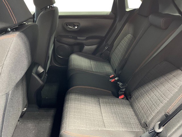 Honda HR-V Vehicle Full-screen Gallery Image 24